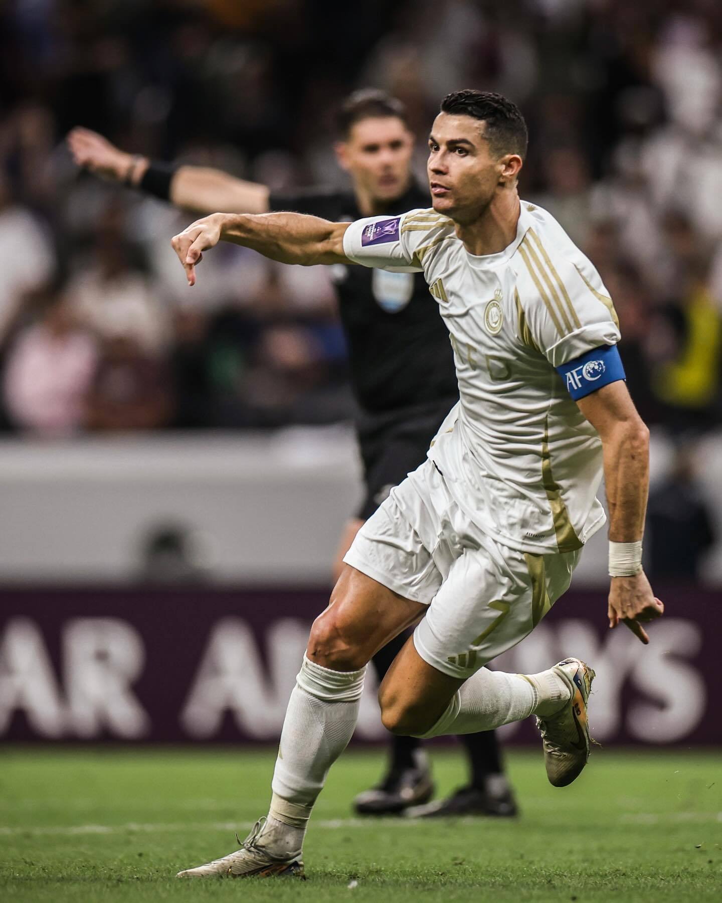 C罗连续十五场比赛得分超过逆转,西班牙队挑战极限!的简单介绍 C罗连续十五场比赛得分超过逆转,西班牙队挑战极限!的简单介绍